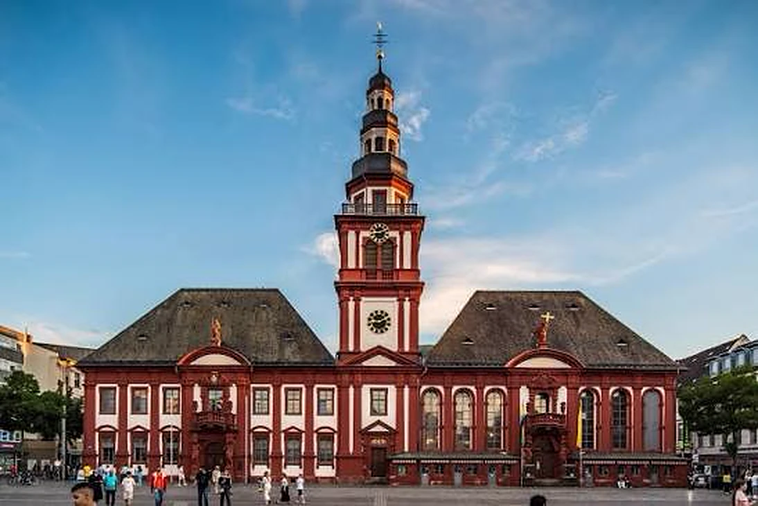 Umzugsfirma Frankfurt Ostend